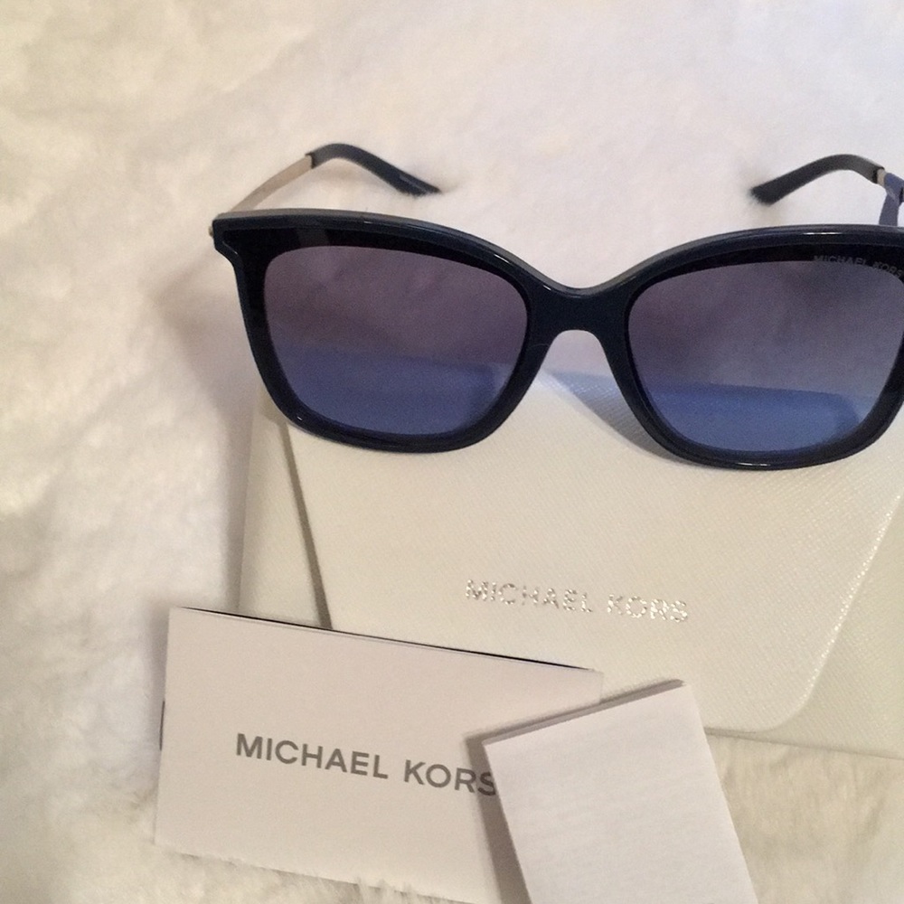 🕶MICHAEL KORS®blue SexyCat eye Shape BEAUTY🕶 - Picture 3 of 7